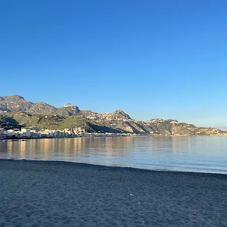 Cleli Giardini-Naxos